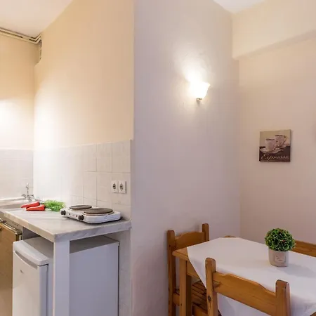 Seaside Budget By Konnect, Beach Apartament Ýpsos